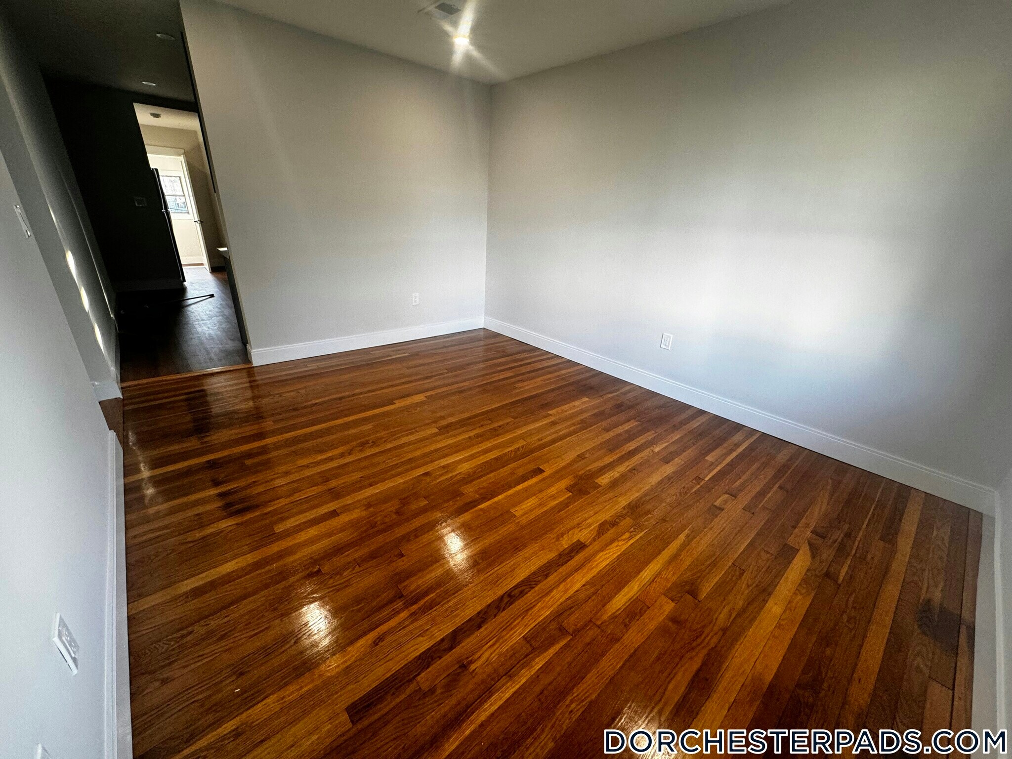 Building Photo - 72 Belden St