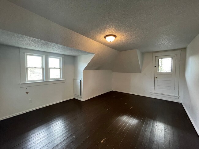 Building Photo - Coming Soon Northside 2 story