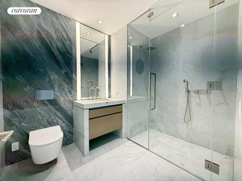 Building Photo - 555 W 22nd St