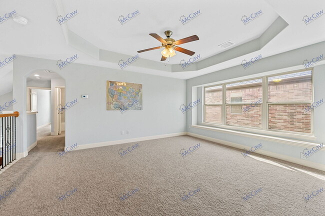 Building Photo - 5595 Lightfoot Ln