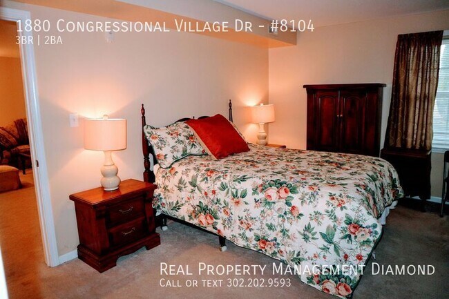 Building Photo - 1880 Congressional Village Dr