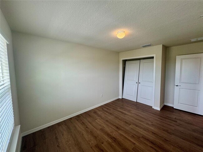 Building Photo - 4568 Maple Waltz