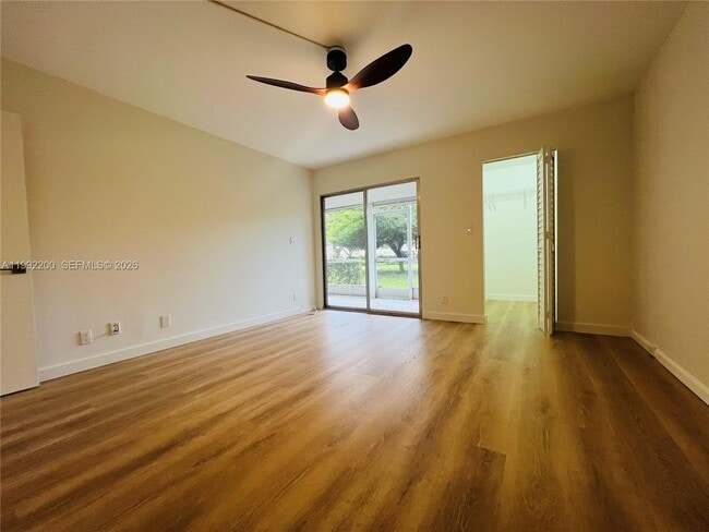 Building Photo - 2402 Antigua Cir