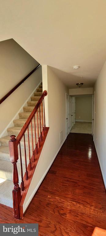 Building Photo - 200 Marina View Ct