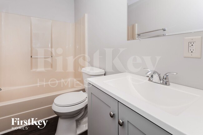 Building Photo - 4113 Winkler Way
