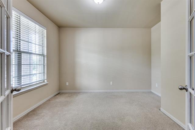 Building Photo - 729 Sundrop Dr