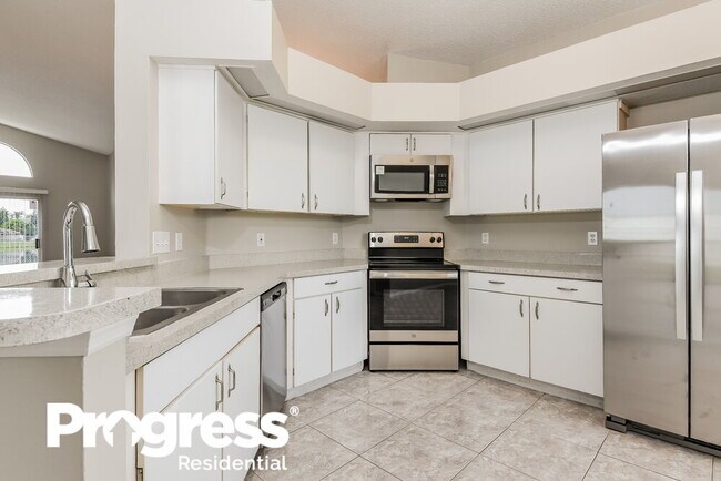 Building Photo - 1420 Brook Hollow Dr