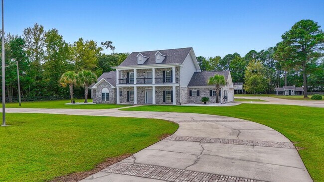 Building Photo - 6125 R C Sarvis Ln