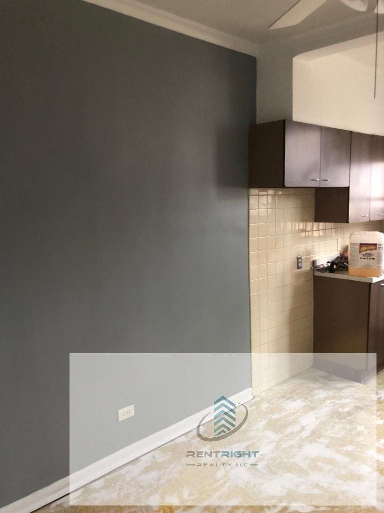 Building Photo - 3454 N Kedvale Ave