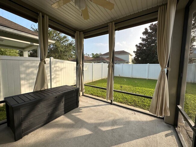 Building Photo - Adorable Home in Prime Location!
