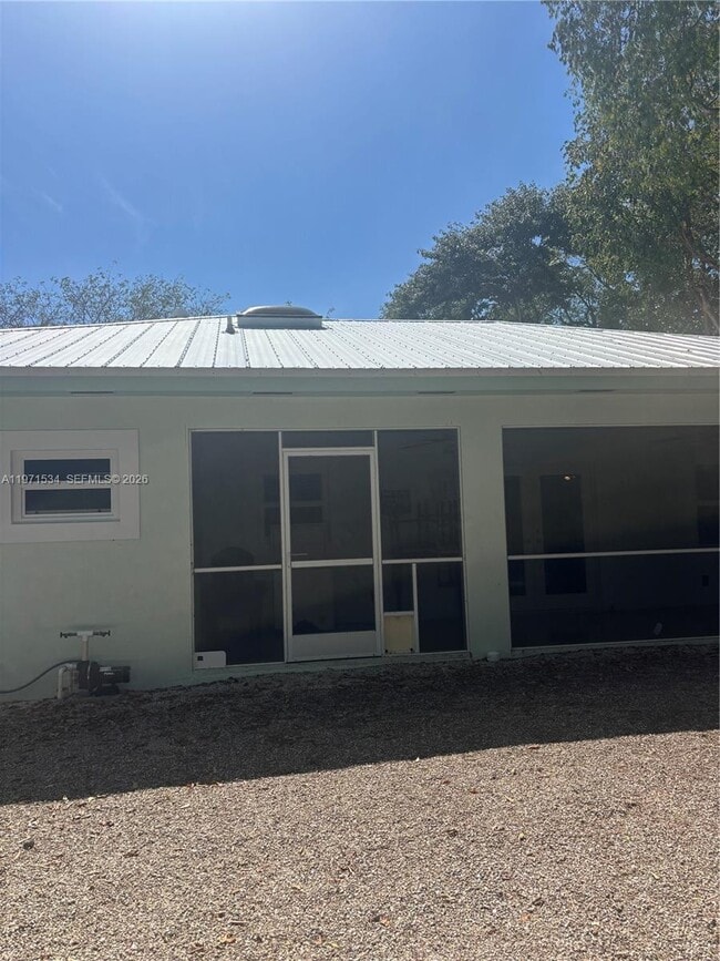 Building Photo - 42 Transylvania Ave