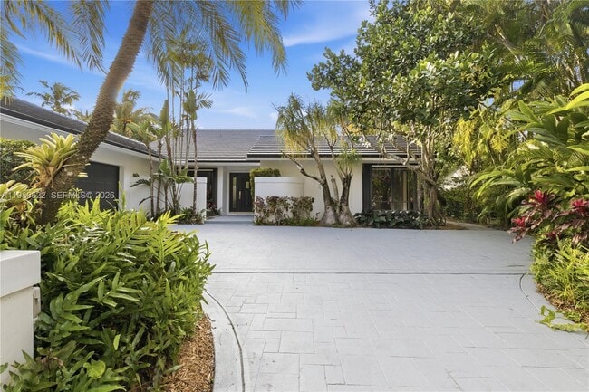 Building Photo - 11028 SW 77th Ct Cir