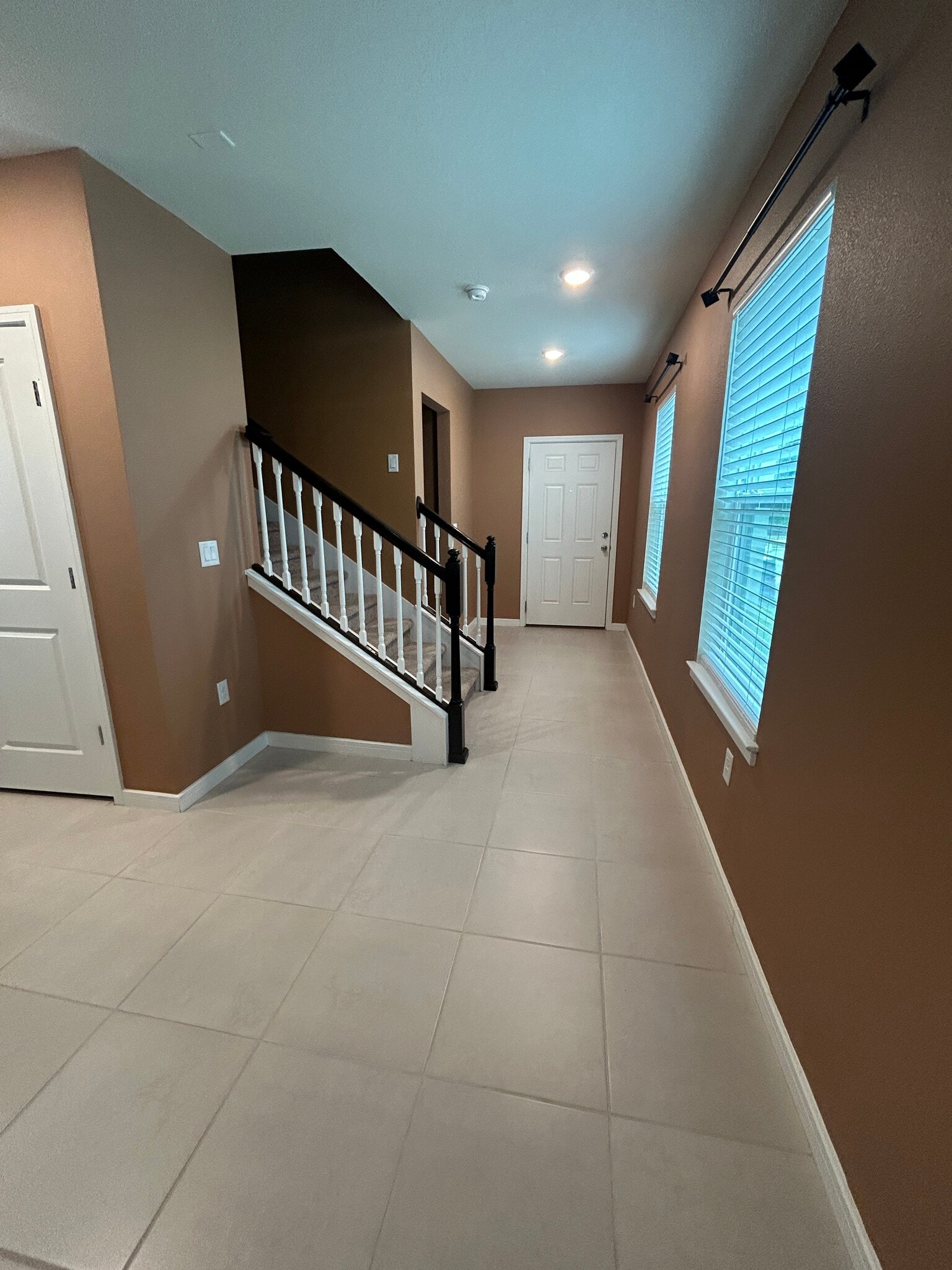 Building Photo - 4244 Meandering Bay Dr