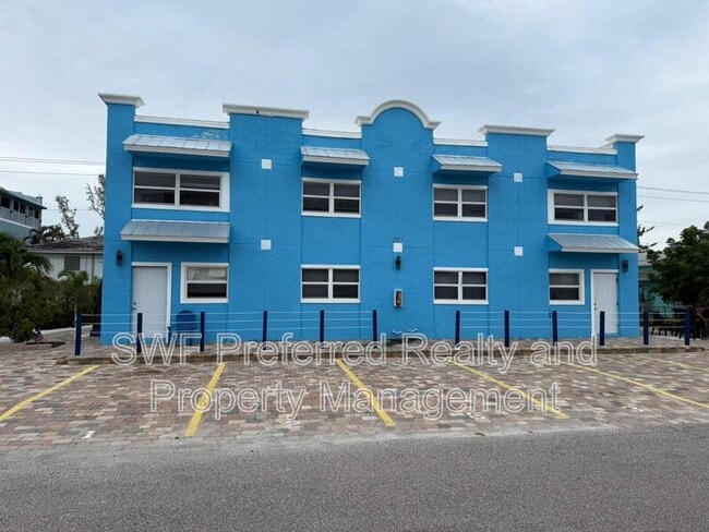 Building Photo - 222 Fairweather Ln