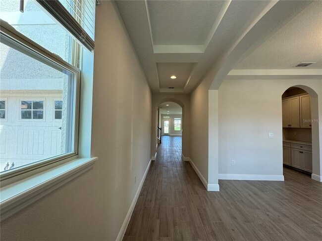 Building Photo - 16119 Skysail St