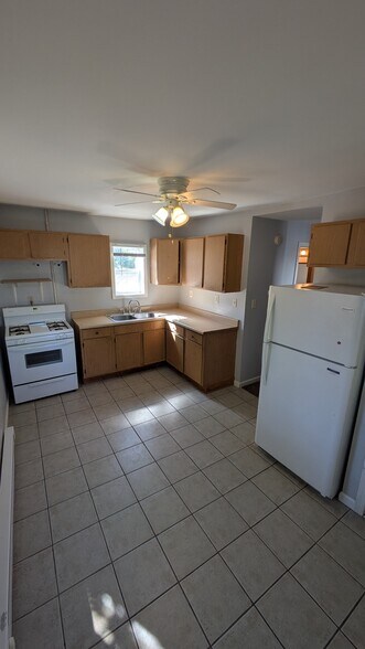 Primary Photo - 215 Liberty St