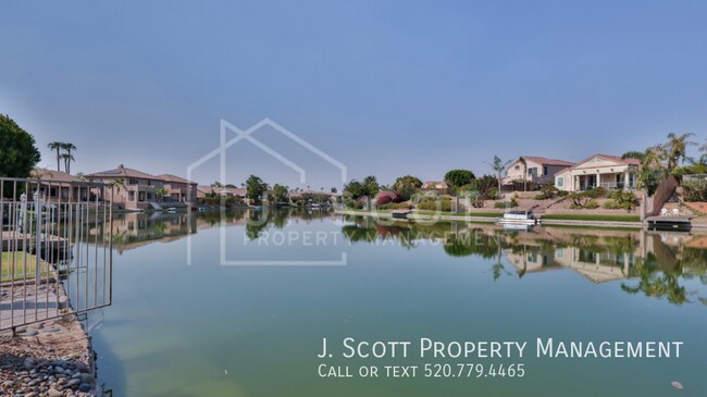 Building Photo - 836 W Aloe Pl