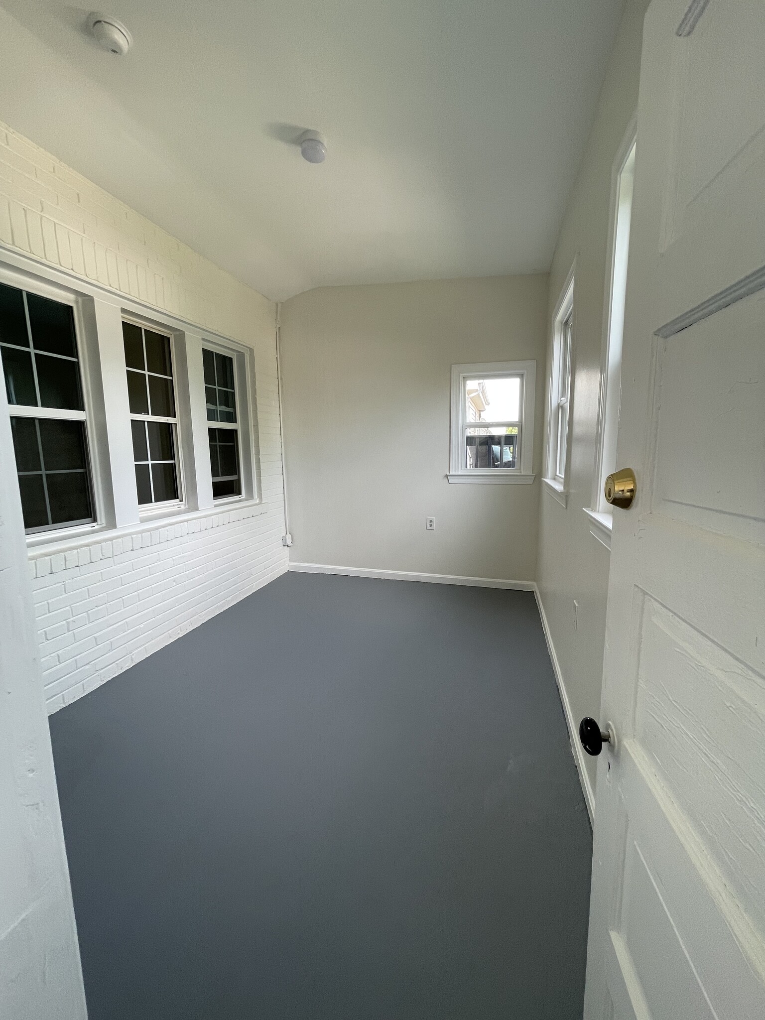 Porch/Den - 4630 New Hampshire Ave NW