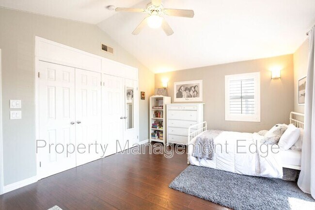 Building Photo - 23788 Sonata Dr