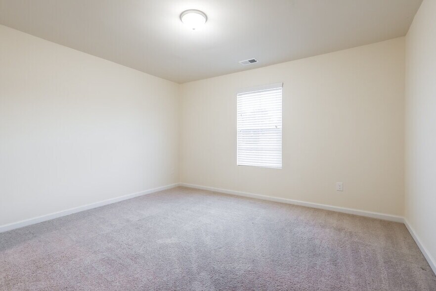 Building Photo - 322 Hamilton Pointe Dr