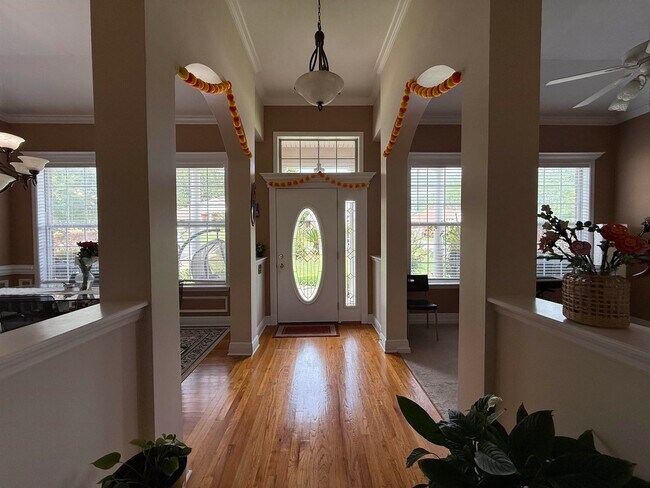 Building Photo - 1148 Stony Creek Way