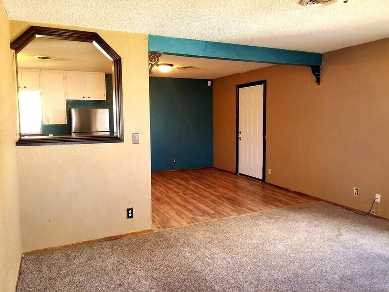 Building Photo - 1503 College Ave