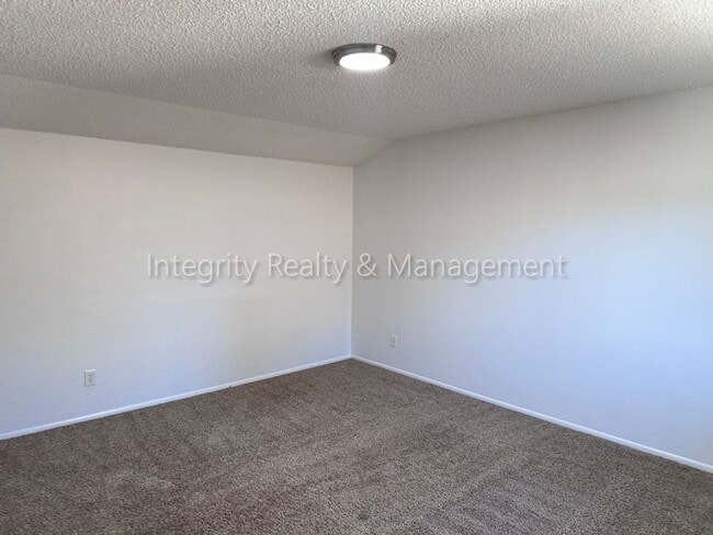 Building Photo - 3860 S Atchison Way