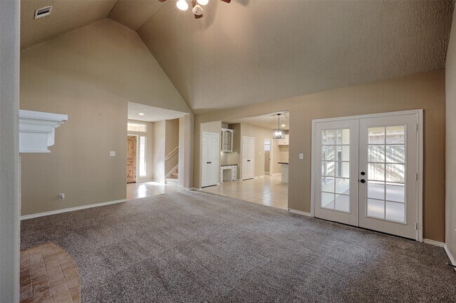 Building Photo - 14918 Pollux Dr