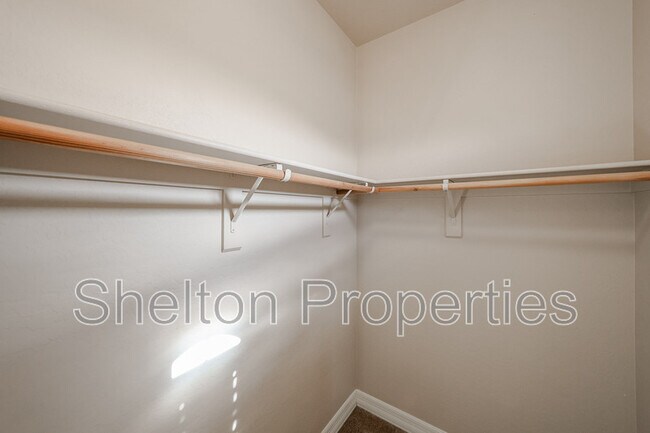 Building Photo - 3779 N Denny Way