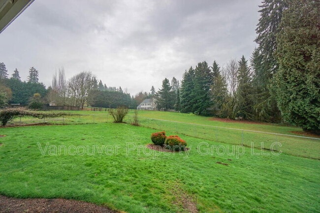 Building Photo - 745 S 21st Pl