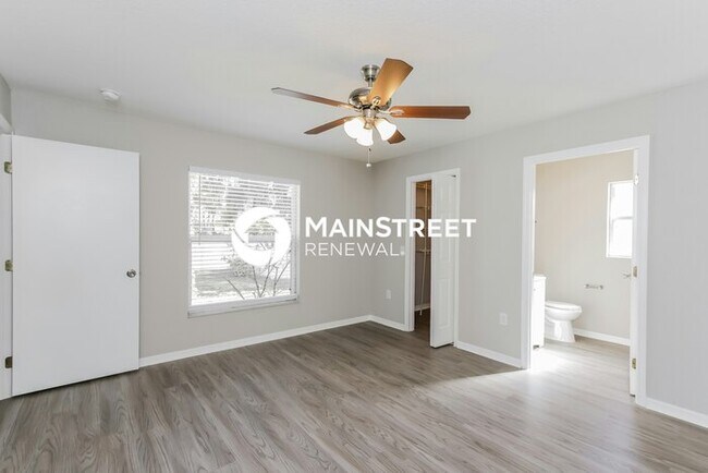 Building Photo - 3 Bedroom Pet-Friendly Home in North Port, FL with Main Street Renewal