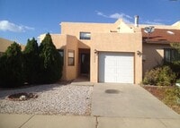 Building Photo - 2 Bed 2 Bath-NE Heights Townhome-Available September 1