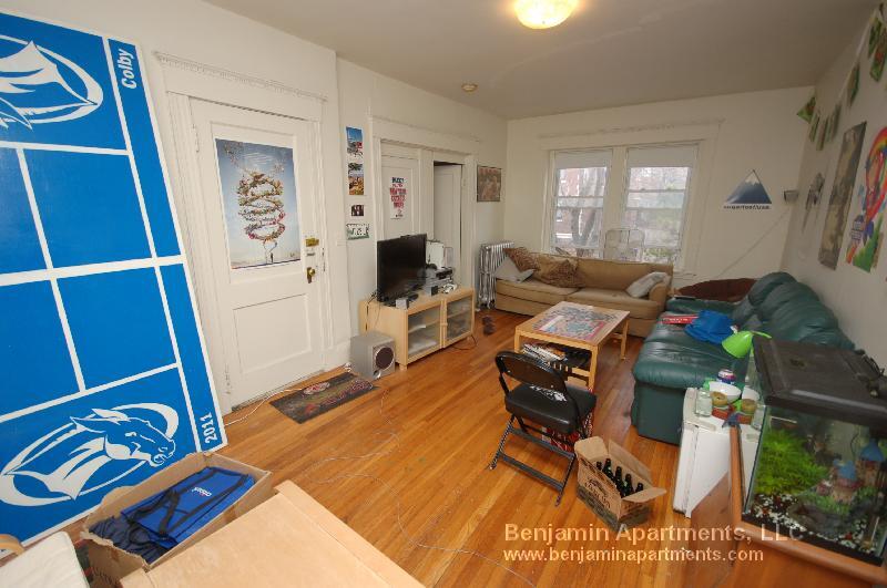 Building Photo - 126 Englewood Ave