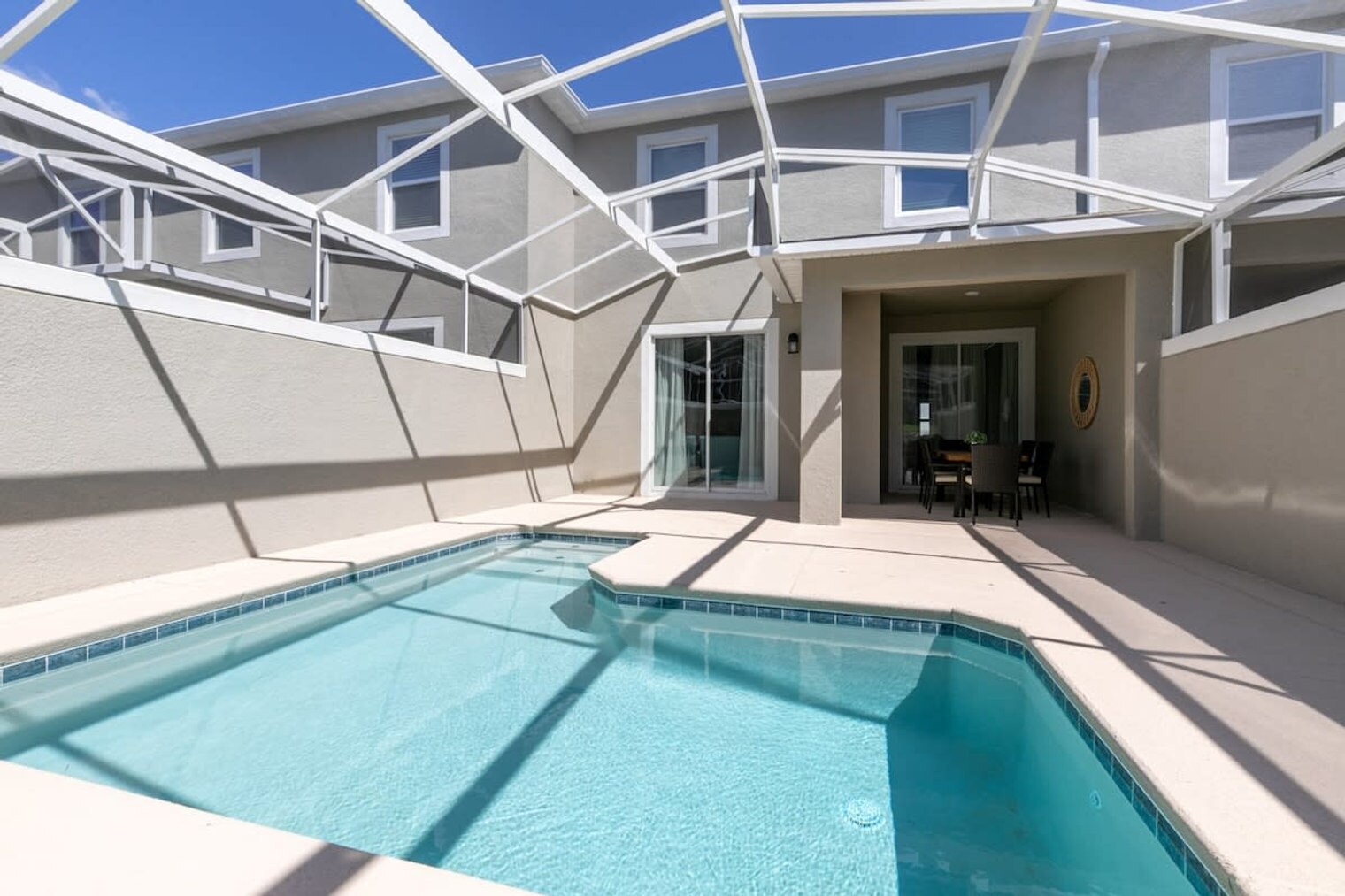 Building Photo - 994 Splash Shot Pl