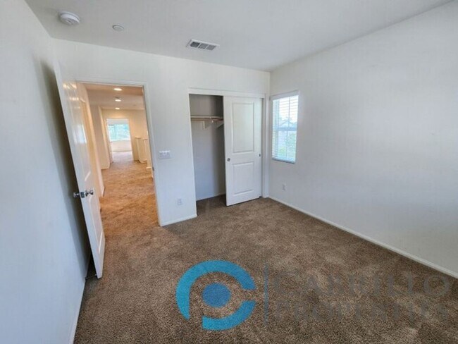 Building Photo - 232 Sweet Bay Ct