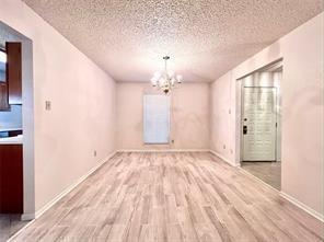 Building Photo - 409 Kirkwood Dr