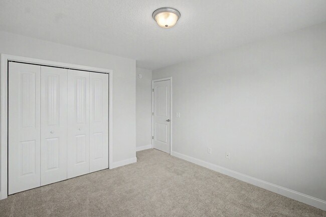 Building Photo - 173 Mcclelland Lp NE