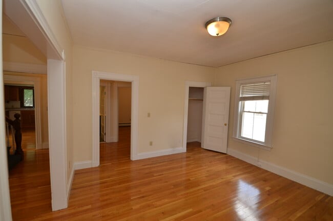 Building Photo - 51-2 North Ave