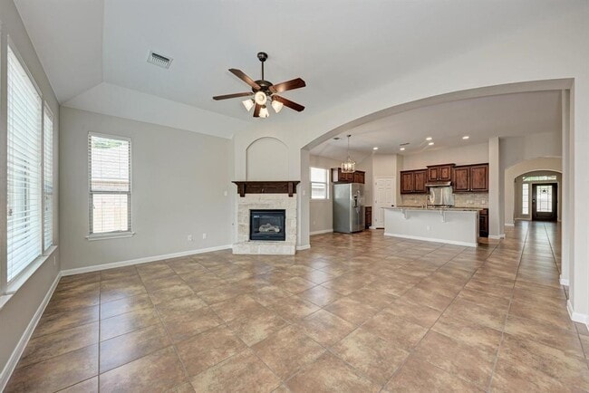 Building Photo - 108 Latitude Ln