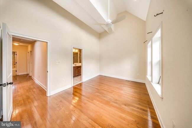 Building Photo - 1505 Spring Pl NW