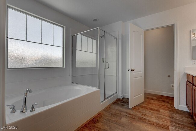 Building Photo - 7733 Lively Loom Ct