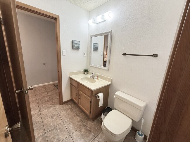 Building Photo - 5371 Central Ave