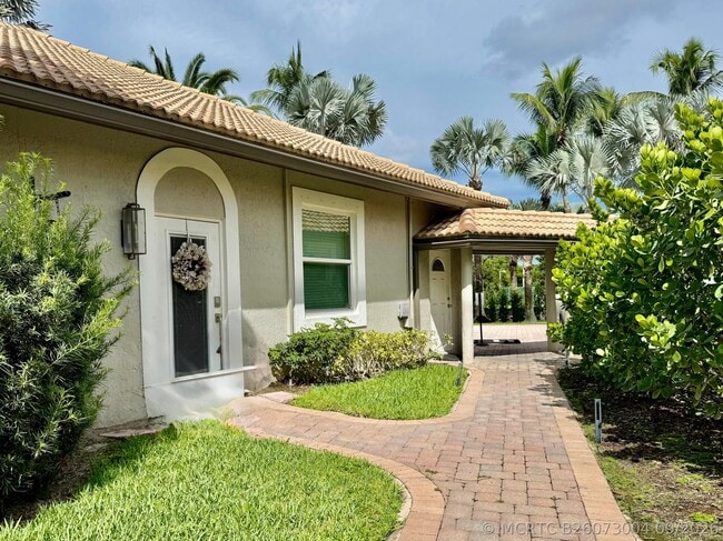 Building Photo - 14636 Stirrup Ln