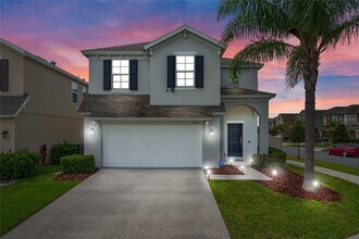 Building Photo - 3211 Turret Dr