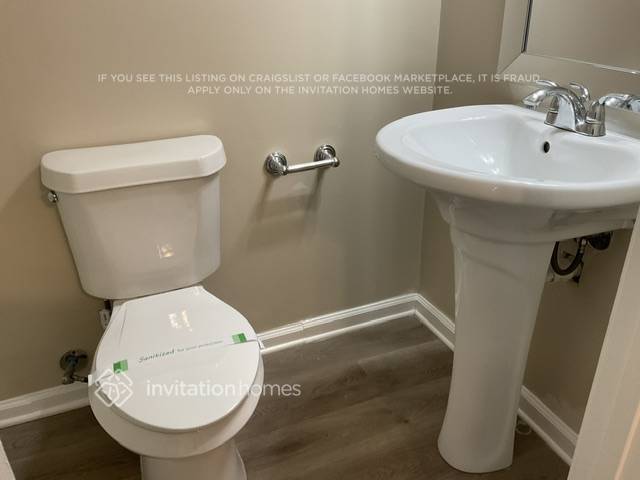 Building Photo - 2716 Lancaster Dr