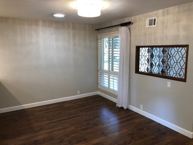 Building Photo - Well maintained, updated Goleta home