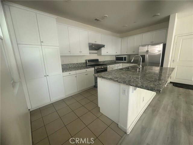 Building Photo - 21116 Blossom Way
