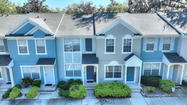 Building Photo - For rent Lake Mary townhouse 2Beth 2.5 bath