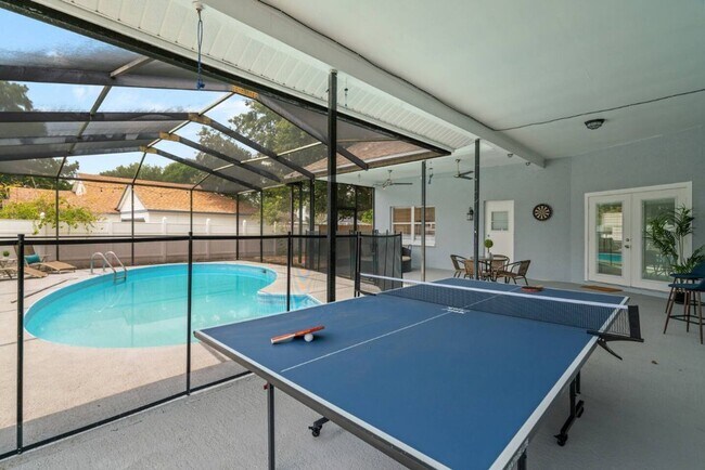 Building Photo - Chic Stylish Pool House newly renovated
