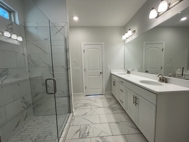 Building Photo - Beautiful home in Foxland Harbor